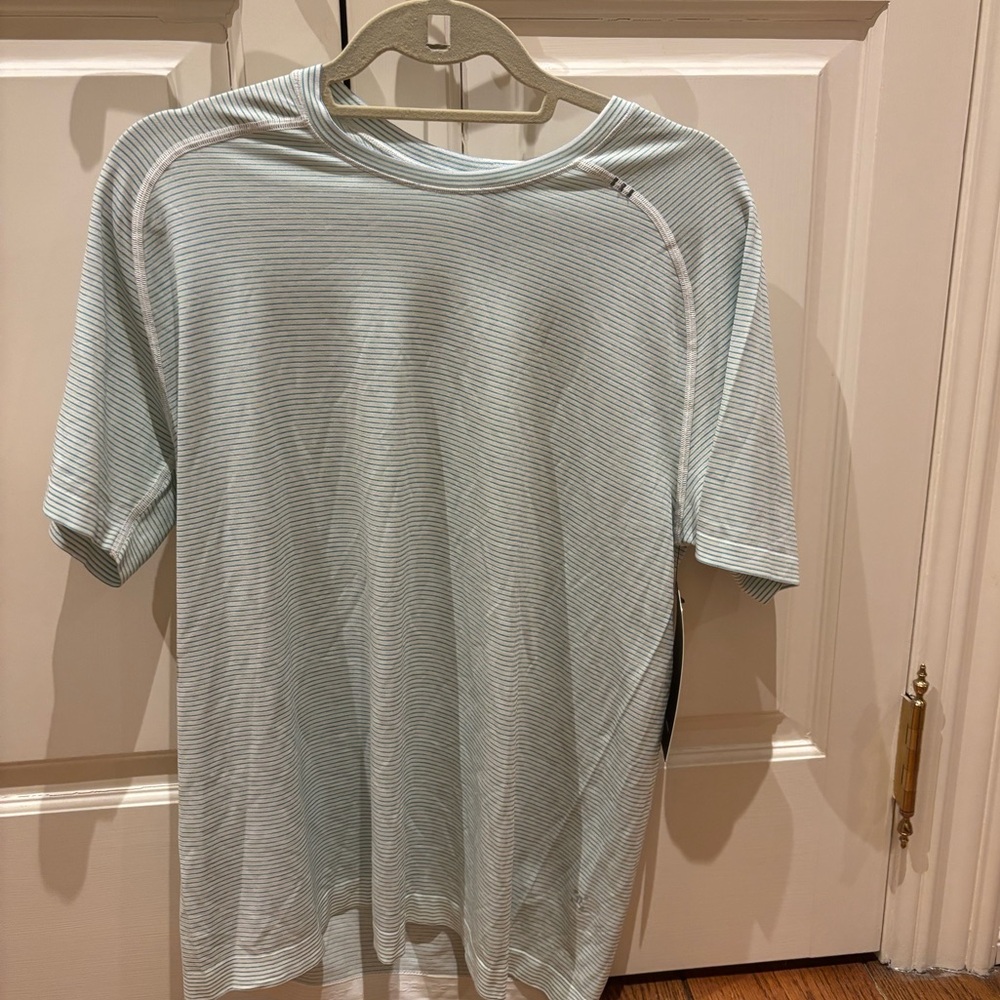 lululemon athletica light green 
striped men's short sleeve tee